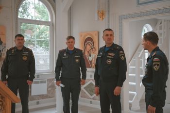Начальник Уральского института ГПС МЧС России посетил Академию ГПС МЧС России в Москве Начальник Уральского института ГПС МЧС России посетил Академию ГПС МЧС России в Москве