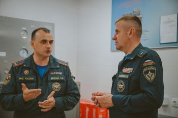 Начальник Уральского института ГПС МЧС России посетил Академию ГПС МЧС России в Москве