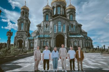 Выпускники медалисты посетили Академию ГПС МЧС России и Главный храм Вооруженных Сил РФ Выпускники медалисты посетили Академию ГПС МЧС России и Главный храм Вооруженных Сил РФ