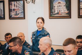Новая неделя началась с утреннего совещания