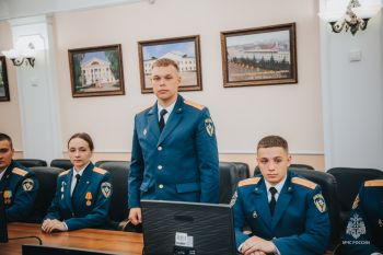 Встреча в родных стенах: начальник института приветствовал новых сотрудников — выпускников 2026 года