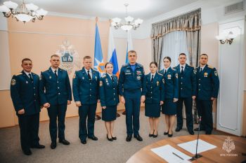 Встреча в родных стенах: начальник института приветствовал новых сотрудников — выпускников 2026 года