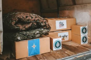 Уральский институт ГПС МЧС России продолжает поддерживать защитников Отечества: отправлена новая партия гуманитарной помощи