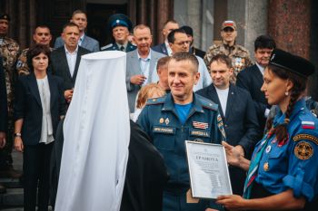 Торжественное открытие фотовыставки «Жизнь в служении» Торжественное открытие фотовыставки «Жизнь в служении»