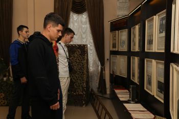 Абитуриенты познакомились с историей Уральского института ГПС МЧС России в музейной экспозиции Абитуриенты познакомились с историей Уральского института ГПС МЧС России в музейной экспозиции