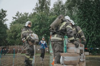 Курсанты Уральского института ГПС МЧС России продемонстрировали силу и профессионализм на соревнованиях «Сила Урала» Курсанты Уральского института ГПС МЧС России продемонстрировали силу и профессионализм на соревнованиях «Сила Урала»