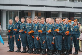 В Екатеринбурге почтили память воинов-десантников В Екатеринбурге почтили память воинов-десантников