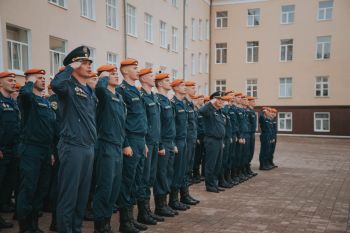 В институте отметили День Государственного флага Российской Федерации В институте отметили День Государственного флага Российской Федерации