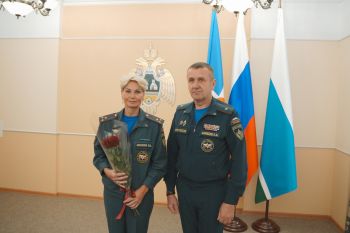 Подведены итоги прошедшей недели, отмечен многолетний труд педагога Подведены итоги прошедшей недели, отмечен многолетний труд педагога