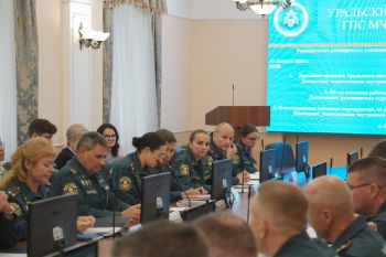 Подведены итоги прошедшей недели, отмечен многолетний труд педагога Подведены итоги прошедшей недели, отмечен многолетний труд педагога