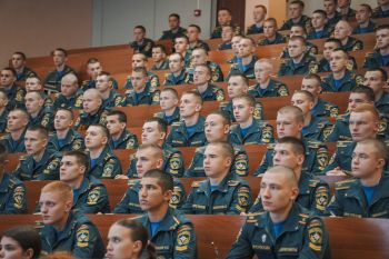 Руководство Уральского института ГПС МЧС России и представители Главного управления провели занятие для обучающихся Руководство Уральского института ГПС МЧС России и представители Главного управления провели занятие для обучающихся