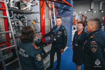Уральский институт ГПС МЧС России представил инновационные разработки на XVI Международном салоне «Комплексная безопасность — 2026» в Казани