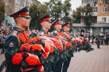 В Екатеринбурге прошла акция «Свет надежды» В Екатеринбурге прошла акция «Свет надежды»