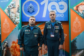 Уральский институт ГПС МЧС России и 7 отряд ФПС ГПС по Свердловской области закрепили партнерство соглашением о сотрудничестве Уральский институт ГПС МЧС России и 7 отряд ФПС ГПС по Свердловской области закрепили партнерство соглашением о сотрудничестве