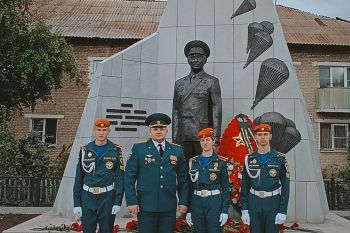Сохранение исторической памяти: в Каслях торжественно открыт сквер имени В. А. Востротина
