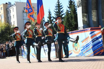 В Уральском институте ГПС МЧС России состоялась торжественная церемония принятия присяги курсантами первого курса В Уральском институте ГПС МЧС России состоялась торжественная церемония принятия присяги курсантами первого курса