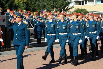 В Уральском институте ГПС МЧС России состоялась торжественная церемония принятия присяги курсантами первого курса В Уральском институте ГПС МЧС России состоялась торжественная церемония принятия присяги курсантами первого курса