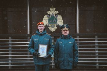 В институте прошло торжественное построение, посвященное Дню гражданской обороны и Дню учителя