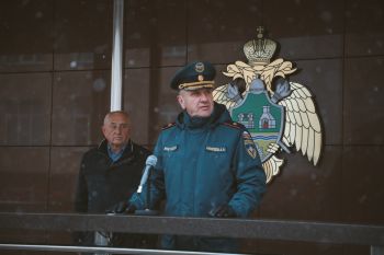 В институте прошло торжественное построение, посвященное Дню гражданской обороны и Дню учителя