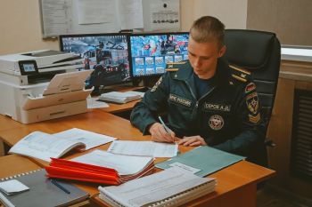 Курсанты Уральского института ГПС МЧС России проходят стажировку в пожарно-спасательных подразделениях Курсанты Уральского института ГПС МЧС России проходят стажировку в пожарно-спасательных подразделениях