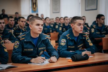 В институте проведено открытое занятие В институте проведено открытое занятие