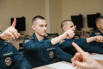 В Уральском институте ГПС МЧС России прошел II Всероссийский научно‑практический форум «Психологические аспекты безопасности» В Уральском институте ГПС МЧС России прошел II Всероссийский научно‑практический форум «Психологические аспекты безопасности»