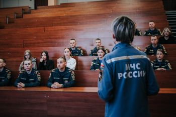 В Уральском институте ГПС МЧС России прошел II Всероссийский научно‑практический форум «Психологические аспекты безопасности» В Уральском институте ГПС МЧС России прошел II Всероссийский научно‑практический форум «Психологические аспекты безопасности»
