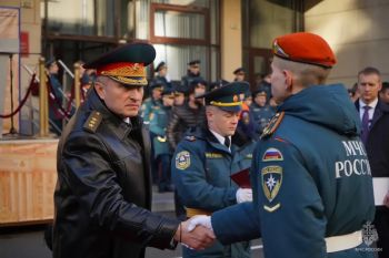 Начальник института принял участие в торжественной церемонии приведения к Присяге курсантов первого курса в Санкт-Петербургском университете ГПС МЧС России Начальник института принял участие в торжественной церемонии приведения к Присяге курсантов первого курса в Санкт-Петербургском университете ГПС МЧС России