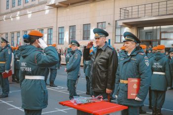 Начальник института принял участие в торжественной церемонии приведения к Присяге курсантов первого курса в Санкт-Петербургском университете ГПС МЧС России Начальник института принял участие в торжественной церемонии приведения к Присяге курсантов первого курса в Санкт-Петербургском университете ГПС МЧС России