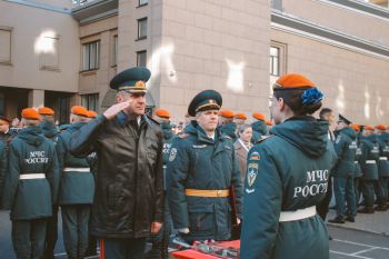 Начальник института принял участие в торжественной церемонии приведения к Присяге курсантов первого курса в Санкт-Петербургском университете ГПС МЧС России Начальник института принял участие в торжественной церемонии приведения к Присяге курсантов первого курса в Санкт-Петербургском университете ГПС МЧС России