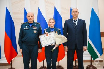 Министр МЧС России Александр Куренков провел награждение личного состава в Уральском институте ГПС МЧС России Министр МЧС России Александр Куренков провел награждение личного состава в Уральском институте ГПС МЧС России