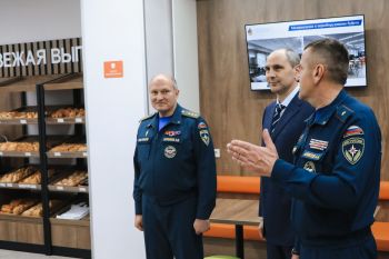 Александр Куренков ознакомился с организацией питания Александр Куренков ознакомился с организацией питания