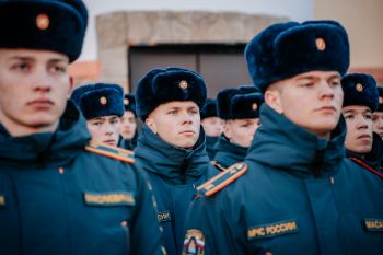 В институте состоялось традиционное утреннее построение В институте состоялось традиционное утреннее построение