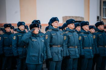 В институте состоялось традиционное утреннее построение В институте состоялось традиционное утреннее построение