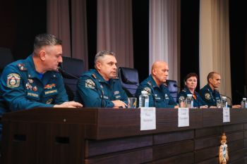В институте состоялась встреча личного состава с руководством института В институте состоялась встреча личного состава с руководством института