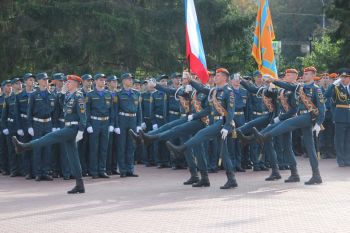 Заместитель Министра МЧС России Гурович Андрей Михайлович принял участие в торжественных мероприятиях Уральского института ГПС МЧС России