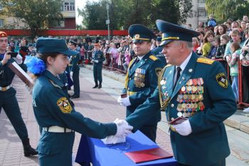 Заместитель Министра МЧС России Гурович Андрей Михайлович принял участие в торжественных мероприятиях Уральского института ГПС МЧС России