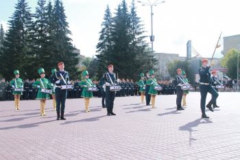 Заместитель Министра МЧС России Гурович Андрей Михайлович принял участие в торжественных мероприятиях Уральского института ГПС МЧС России