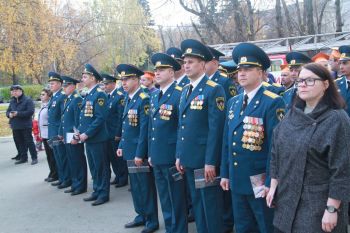 Выпуск специалистов факультета управления и комплексной безопасности Уральского института ГПС МЧС России