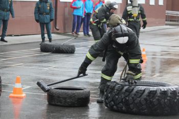 Соревнования по многофункциональному силовому многоборью пожарных и спасателей