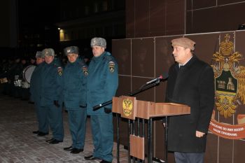 Еженедельное построение личного состава института