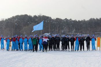 Личный состав института принял участие в Лыжне России-2020