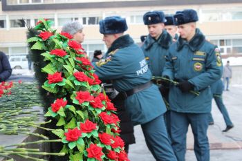 Личный состав института принял участие в митинге и возложении цветов к мемориалу «Черный тюльпан»