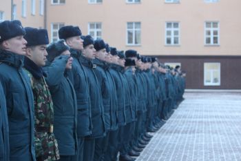 Личный состав института поздравили с Днем защитника Отечества