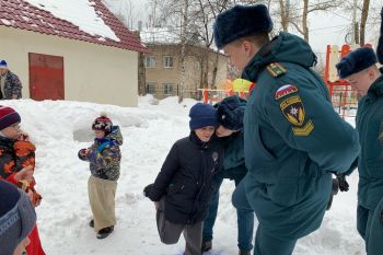 Волонтёры «Феникса» устроили масленичные гуляния для воспитанников детского дома