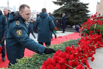 Курсанты почтили память воинов Уральского добровольческого танкового корпуса