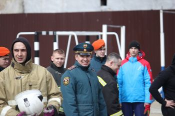 Боевое развертывание, пожарно-спасательный кроссфит и «Виртуальный забег»: в институте прошли активные выходные