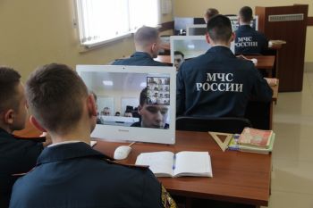 Деятельность Уральского института ГПС МЧС России организована в условиях дистанционной работы