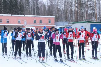 Выявлены сильнейшие спортсмены института по лыжным гонкам среди переменного состава