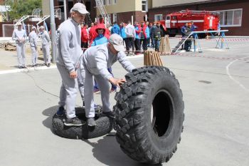 Настольный футбол и боулинг – как курсанты и студенты провели эти выходные